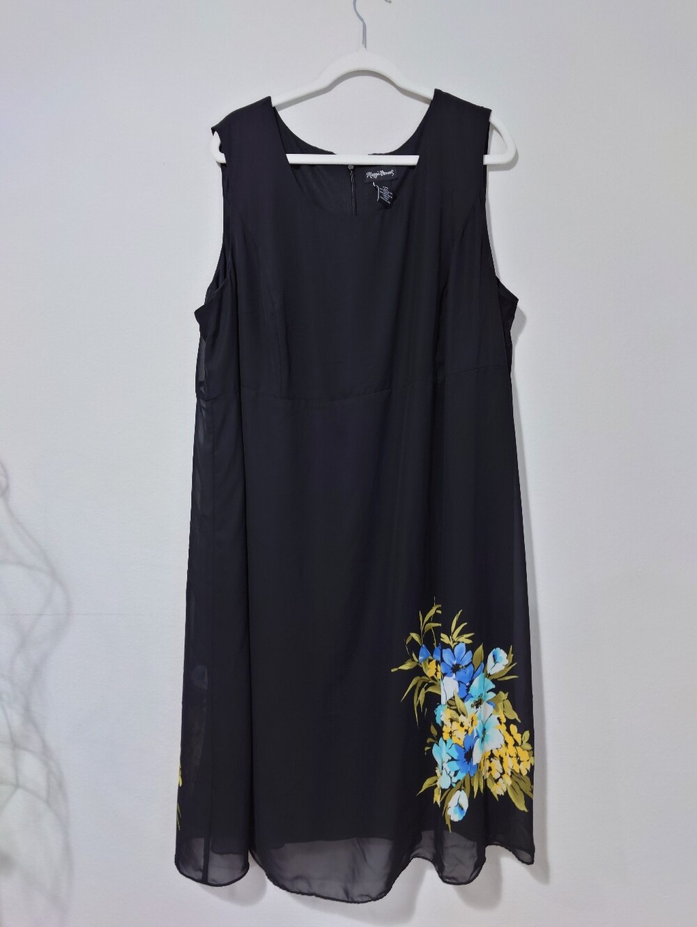 Maggie Barnes Plus Size 24W Black Floral Chiffon Midi Dress